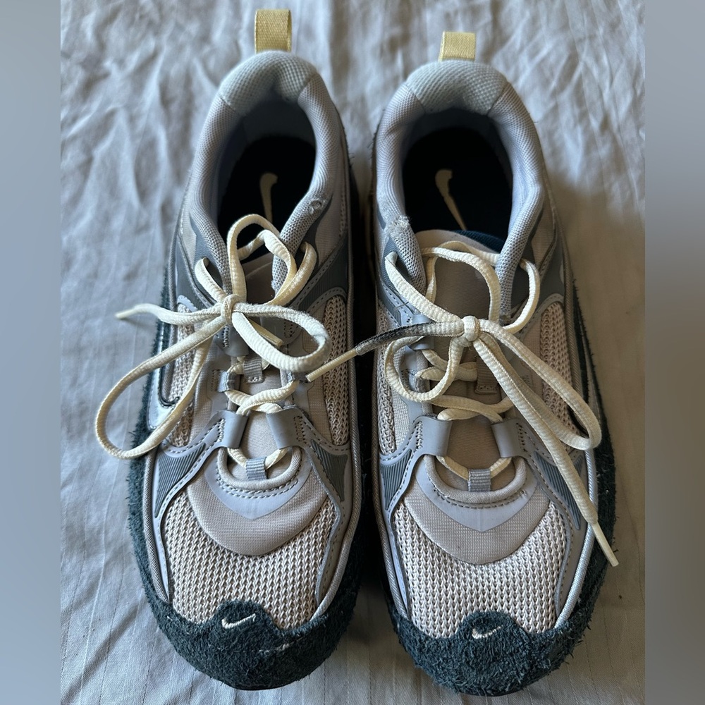 Nike Kids White and Gray Sneakers